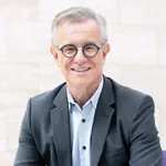 Dr. Eric Verdin