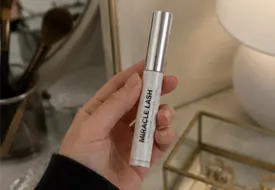 Glow Miracle Lash Tester 1