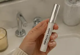 Glow Miracle Lash Tester 2